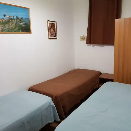 Гостевой дом Next To The Beach Чефалу